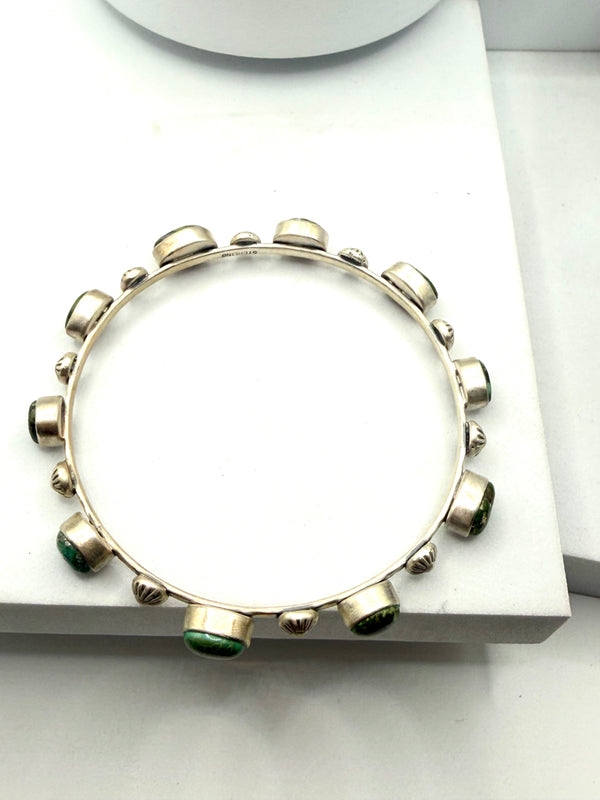NATIVE HANMADE SONORAN GOLD TURQUOISE SS BANGLE 2 3/4" DIAMETER (JR 172)