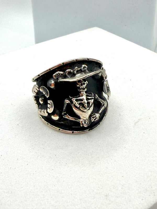 TAXCO SILVER STAMPED "DIA DE LOS MUERTOS" SKELETON ADJUSTABLE RING (LN 50)