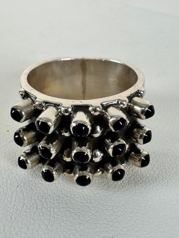 TAXCO SILVER BLACK ONYX CLUSTER RING SIZE 9.5 (MW 249)