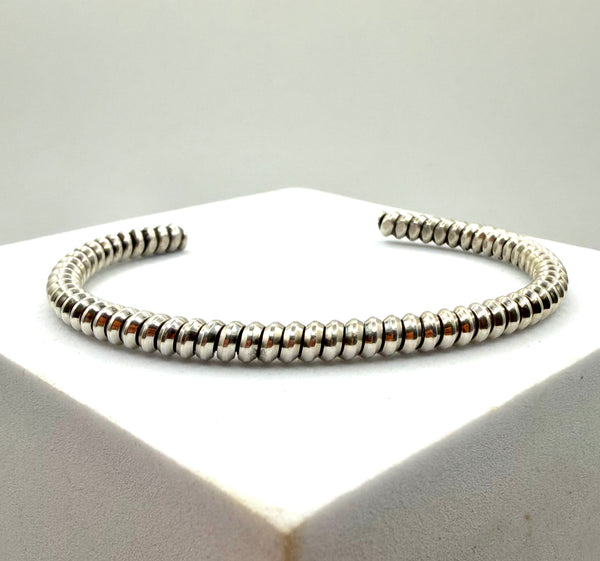 ELAINE TAHE NATIVE HANDMADE STERLING SILVER COIL CUFF (LA 68)