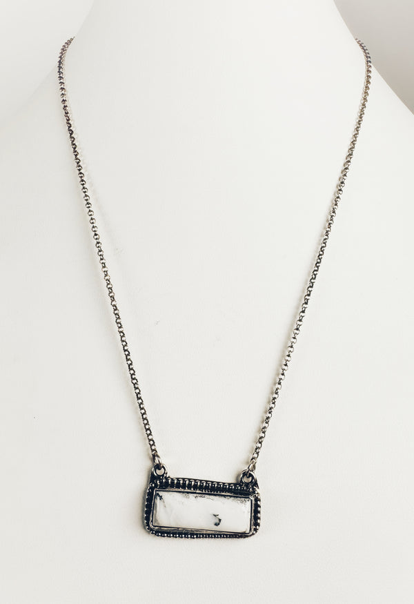 NATIVE HANDMADE WHITE BUFFALO TURQUOISE BAR NECKLACE 16-18"(MW 188)