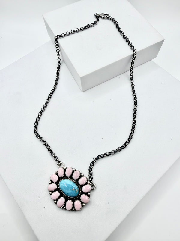 MARCELLA JAMES NATIVE HANDMADE PINK CONCH & BLUE RIDGE TURQUOISE NECKLACE 20" (NP 50)
