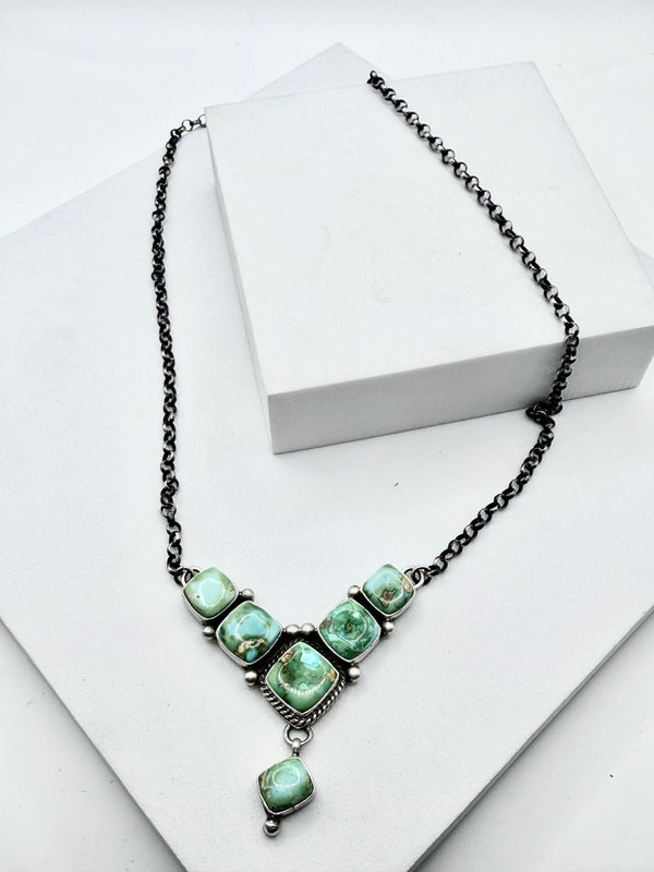 RUSSELL SAM NATIVE HANDMADE SONORAN GOLD TURQUOISE CLUSTER NECKLACE 20" (NP 46)