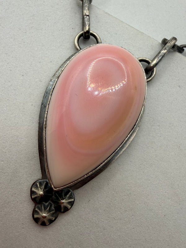 TONY YAZZIE NATIVE HANDMADE PINK CONCH DROP NECKLACE ADJUSTABLE 22" (MM 14)