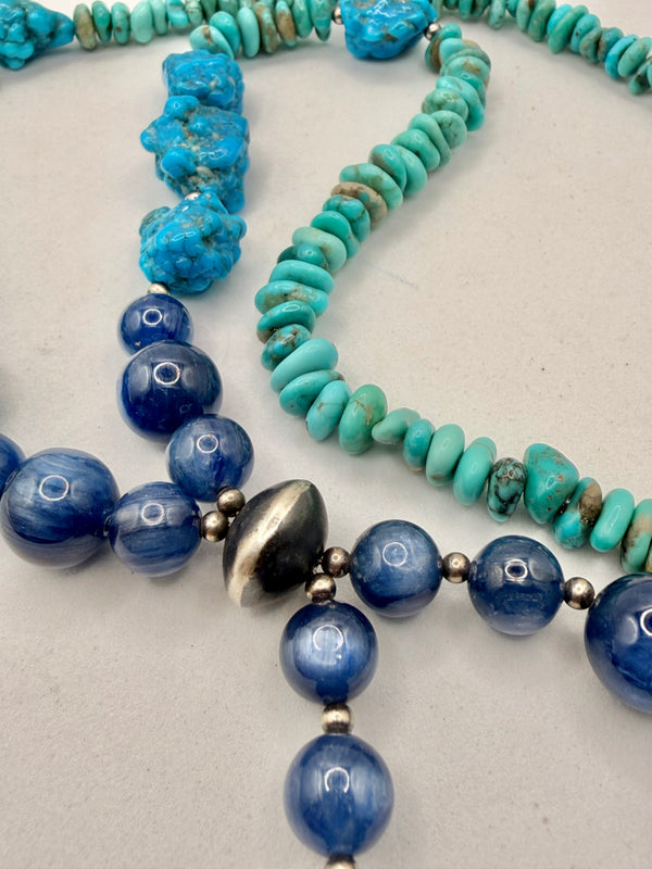 BESPOKE BLUE GROTTO TURQUOISE KYANITE & KINGMAN SAUCER PEARL JOCLA 24-30" (LL 45)