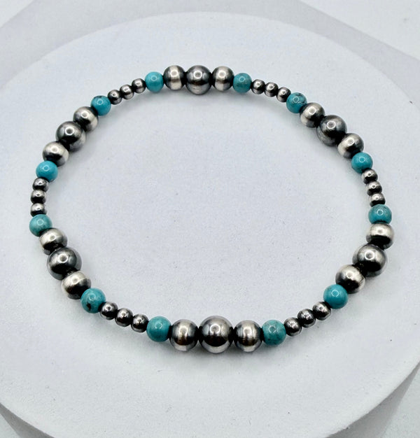 KINGMAN TURQUOISE & GRADUATED NAVAJO PEARLS STRETCH BRACELET (CO 136)
