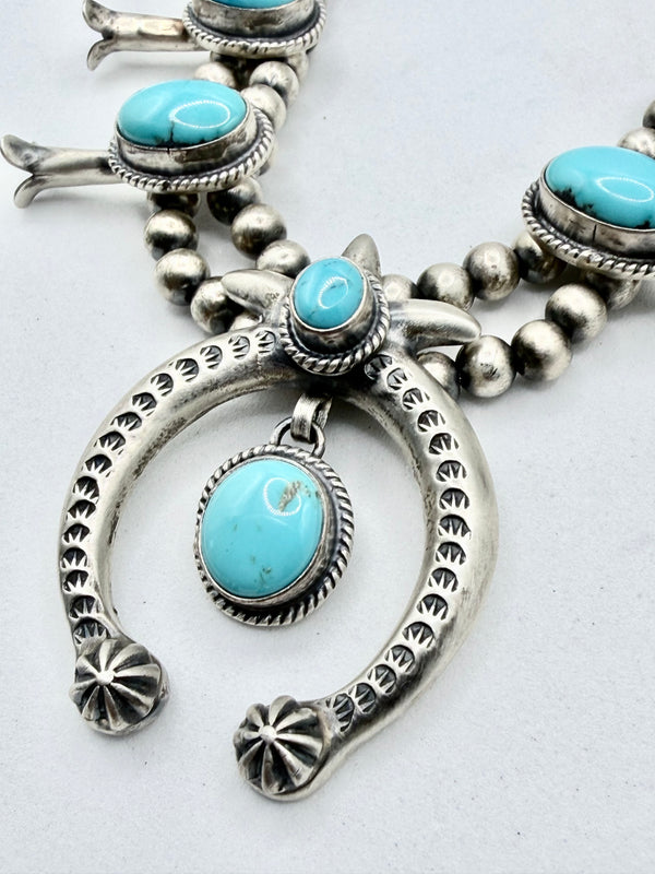 THOMAS FRANCISCO KINGMAN TURQUOISE NATIVE HANDMADE SQUASH BLOSSOM 26" NECKLACE & EARRINGS SET  (NP 44)