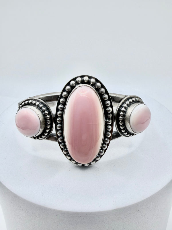 F.L. BEGAY NATIVE HANDMADE PINK CONCH CUFF (KK 13)