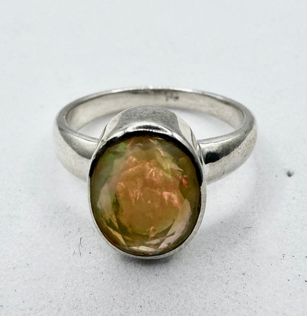 FACETED STERLING SILVER ETHIOPIAN WELO OPAL RING SIZE 7 (LL 74)