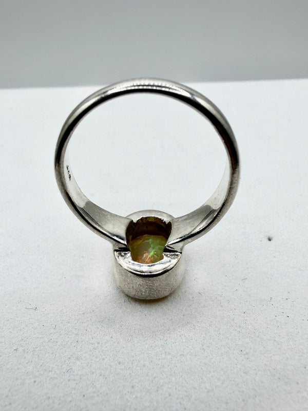 FACETED STERLING SILVER ETHIOPIAN WELO OPAL RING SIZE 7 (LL 74)