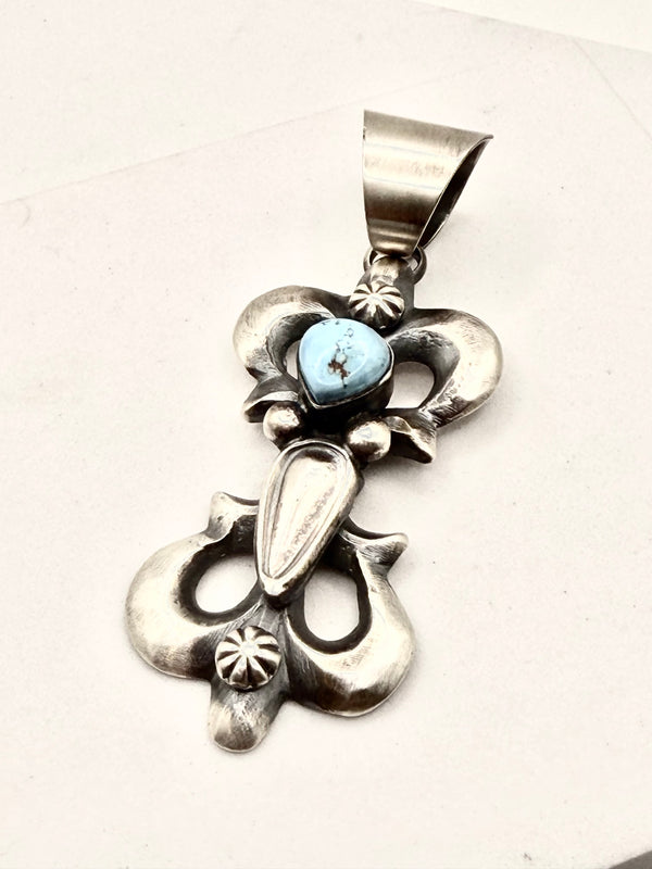 CHIMNEY BUTTE NATIVE MADE GOLDEN HILLS TURQUOISE PENDANT 3" (LA 38)