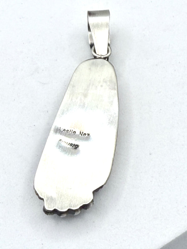 MINE 8 TURQUOISE LESLIE NEZ LITTLE FOOT PENDANT (LA 64)