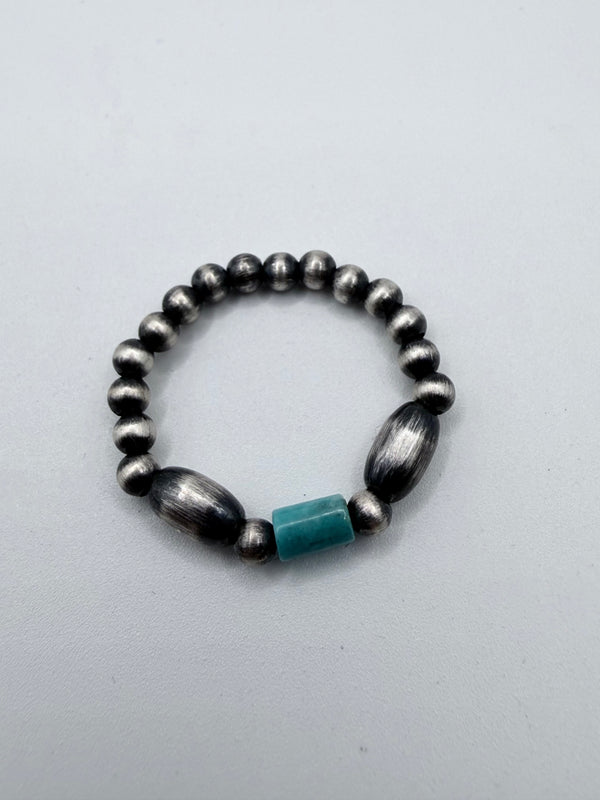 NAVAJO PEARLS STRETCH RINGS (LA 70)