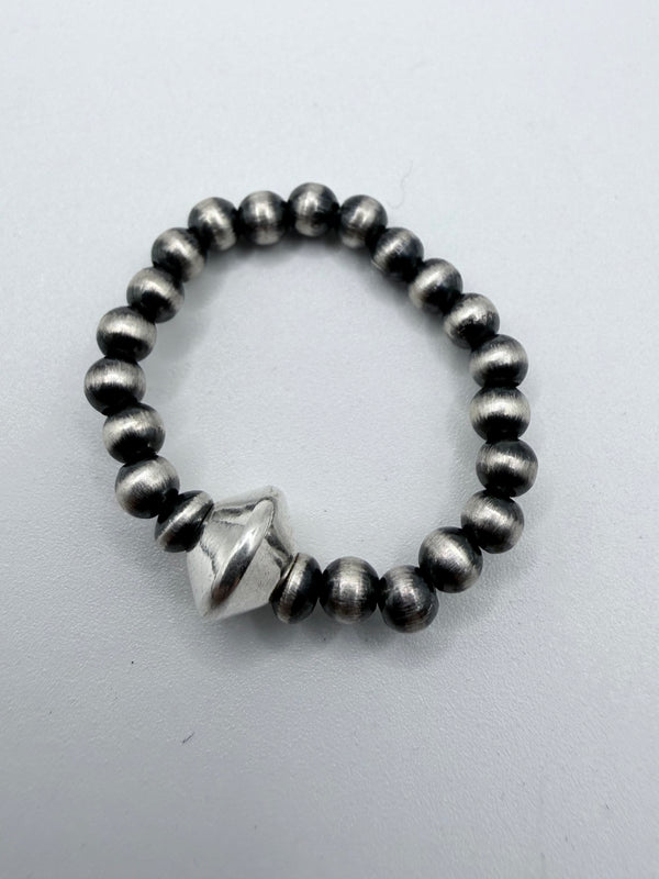 NAVAJO PEARLS STRETCH RINGS (LA 70)