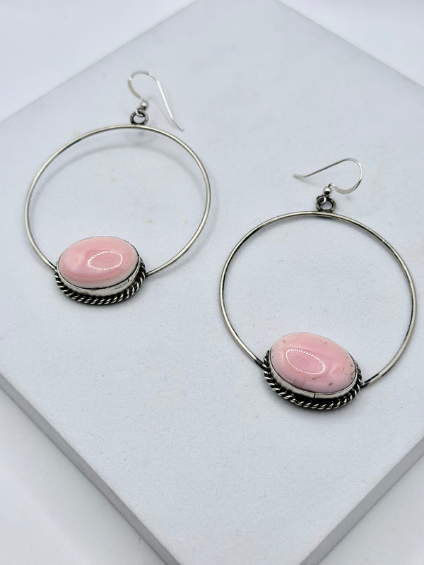 ELOISE KEE NATIVE HANDMADE PINK CONCH FISHHOOK HOOP EARRINGS (CG 35)