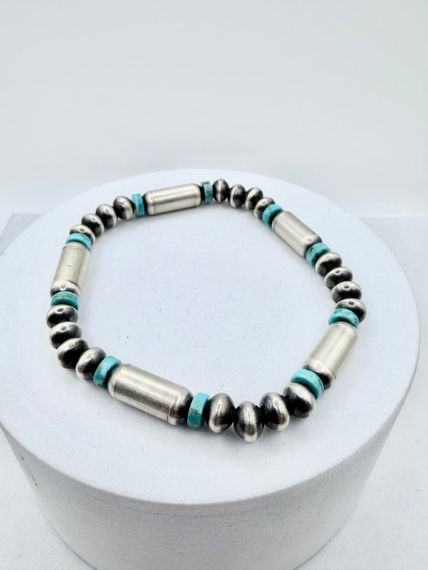 NATIVE HANDMADE SAUCER PEARLS KINGMAN TURQUOISE & BARREL BEADS STRETCH BRACELET (JD 40)