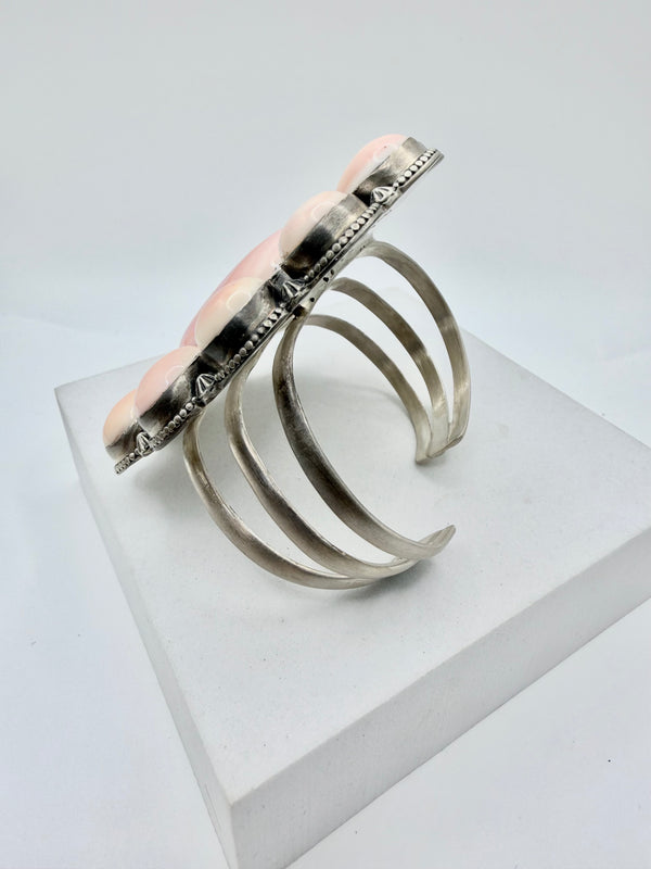 TIMMY YAZZIE NATIVE HANDMADE PINK CONCH CLUSTER ADJUSTABLE STATEMENT CUFF 3x3" (JD 17)
