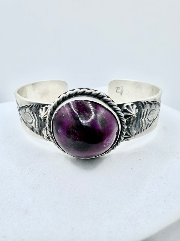 BRYAN JOE NATIVE HANDMADE SUGILITE ADJUSTABLE OVAL CUFF (JD 26)
