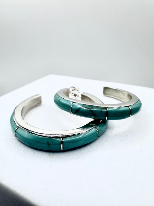 TAXCO SILVER STAMPED KINGMAN TURQUOISE HOOP EARRINGS (ELW 67)