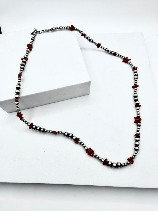 NATIVE HANDMADE GRADUATED NAVAJO PEALRS CORAL BEADED NECKLACE 20" (ELW 72)