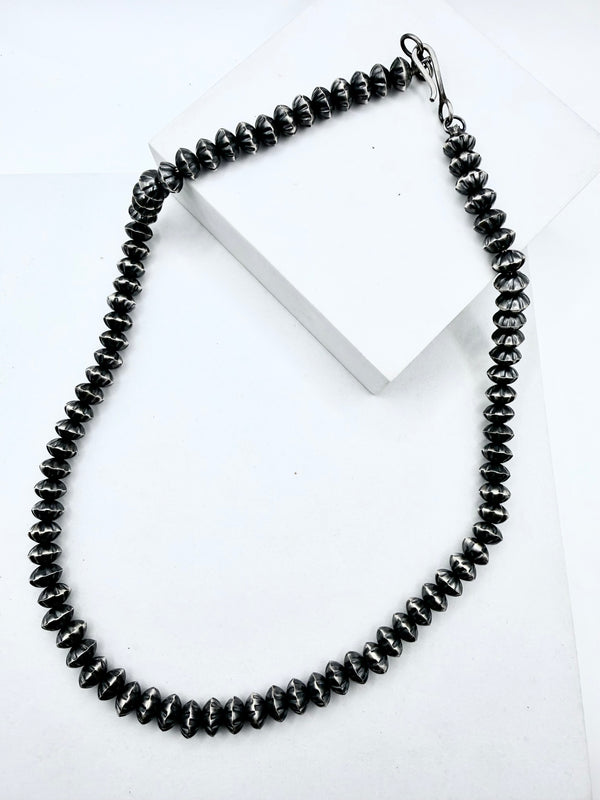 PRESTON HALEY FLUTTED NAVAJO-DINE PEARLS STATEMENT NECKLACE 22" (ELW 93)