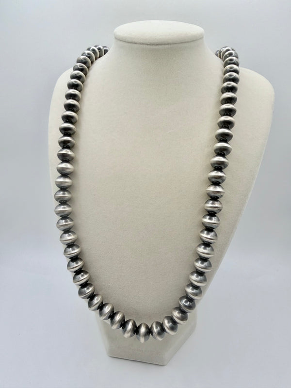NATIVE HANDSTRUNG 10MM SAUCER PEARLS NECKLACE STAMPED "C" 23" (MW 486)