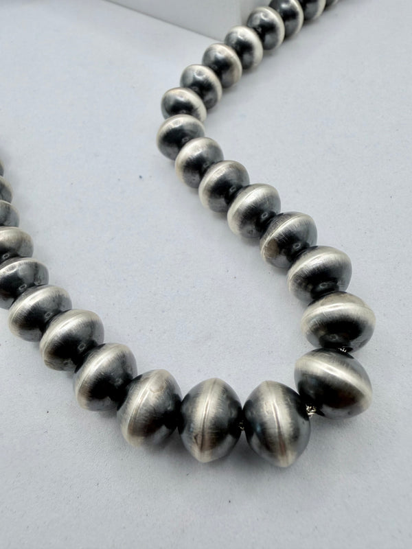 NATIVE HANDSTRUNG 10MM SAUCER PEARLS NECKLACE STAMPED "C" 23" (MW 486)