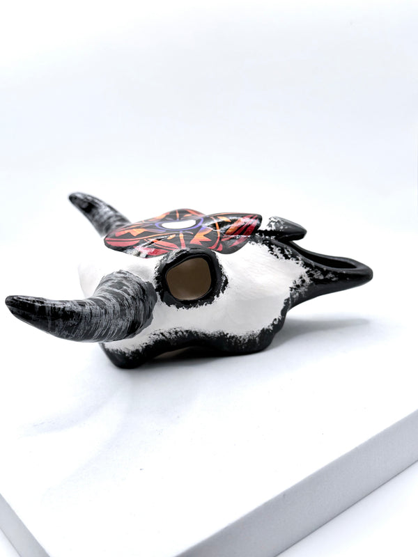 VICTORIA TSOSIE NATIVE HANDMADE HAND-PAINTED LONGHORN SKULL DECOR (LA 49)