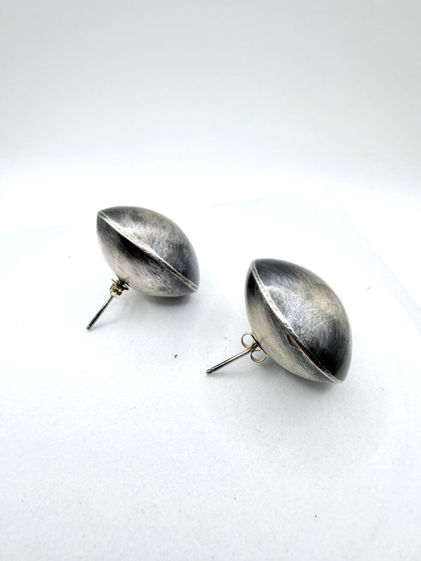 STATEMENT 16MM SAUCER PEARLS POST BACK EARRINGS (FP 5)