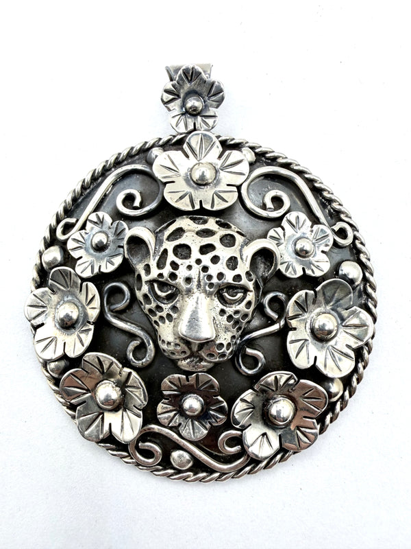 TAXCO STERLING SILVER ROBERTO PINEDA JAGUAR PENDANT 3" (FP 8)