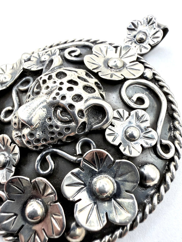 TAXCO STERLING SILVER ROBERTO PINEDA JAGUAR PENDANT 3" (FP 8)