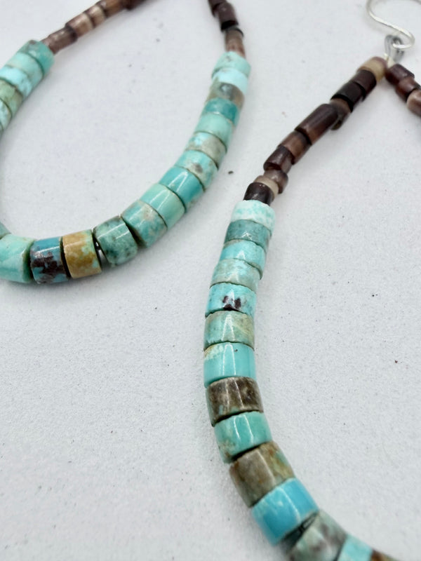 KINGMAN TURQUOISE & HEISHI BEADS FISHHOOK EARRINGS (JR 187)