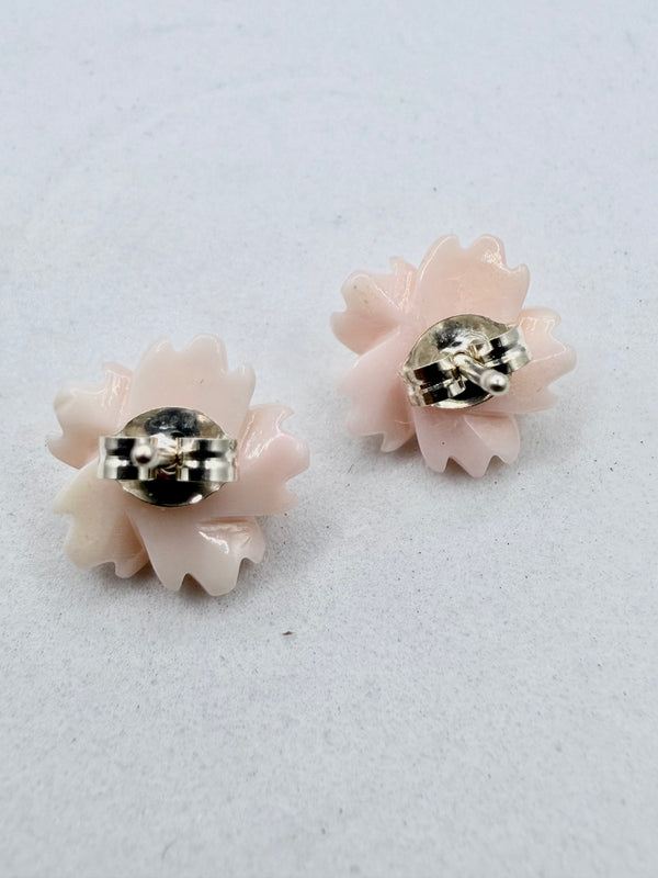 PINK CONCH & SLEEPING BEAUTY TURQUOISE POST BACK EARRINGS (JR 192)