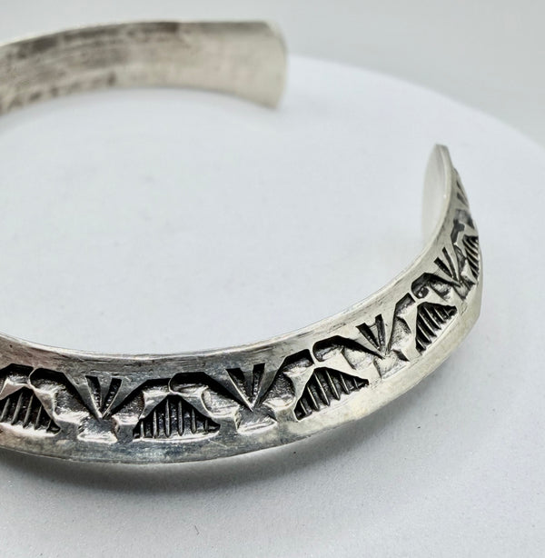 SUNSHINE REEVES CARINATED DOUBLE SIDED STATEMENT CUFF (JR 171)
